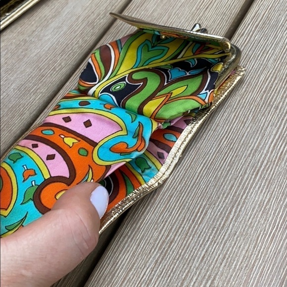 Vintage Metallic Gold Croc Embossed Bag w/wallet - Picture 9 of 14